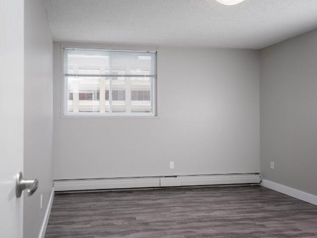 Apartment for rent in Wedgewood, Alberta