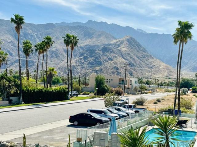 Apartment for rent in Palm Springs