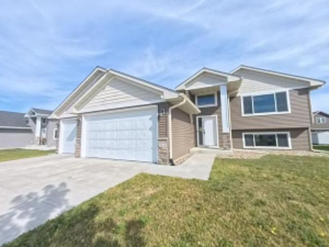 House for sale in New Prague, Minnesota