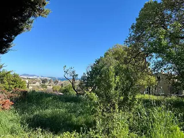 Terrain vente à Arrondissement de Toulon, Ollioules