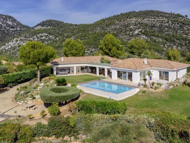 Maison vente à Arrondissement de Toulon, Ollioules