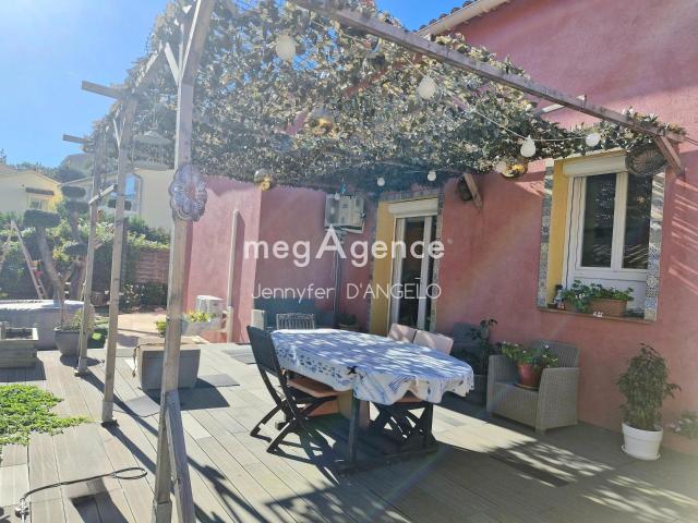 Maison vente à Arrondissement de Toulon, Ollioules
