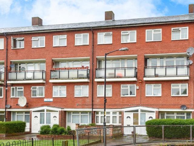 House for rent in Camberwell, Greater London
