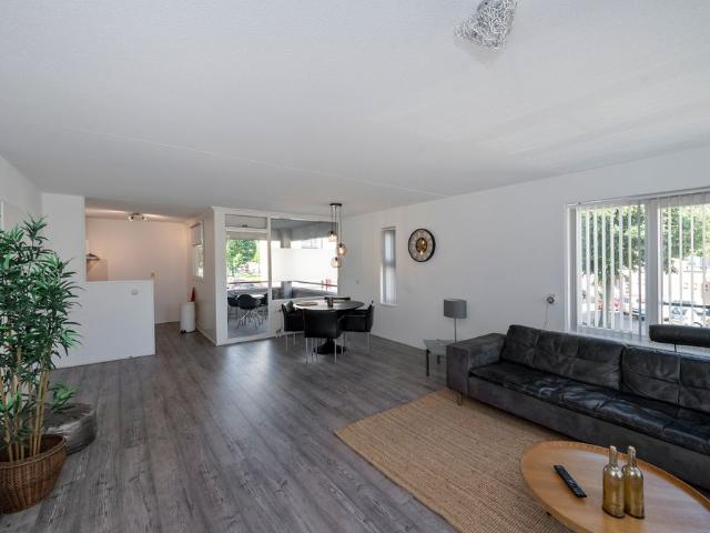 Appartement te huur in Staatsliedenwijk, Almere-haven