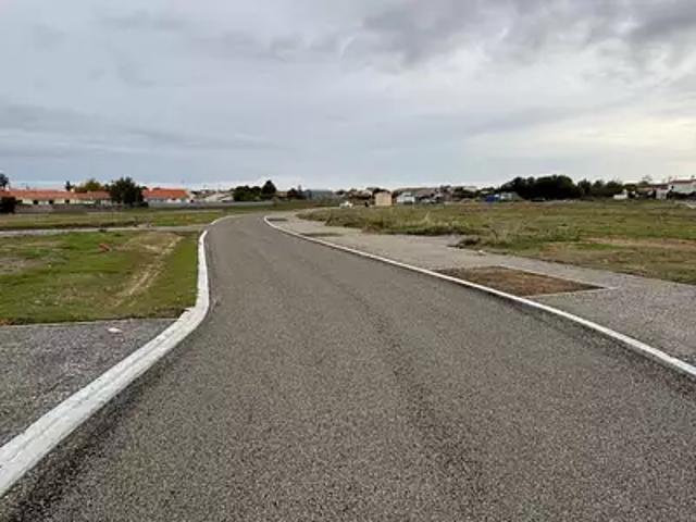 Terrain vente à Les Sables-d'Olonne, Château-d'olonne