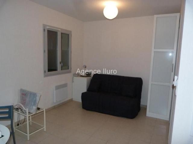 Studio location à Oloron-Sainte-Marie, Oloron-sainte-marie