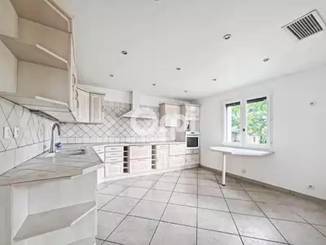 Maison vente à Oloron-Sainte-Marie, Préchacq-josbaig