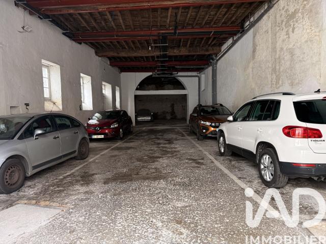 Garage vente à Oloron-Sainte-Marie, Oloron-sainte-marie