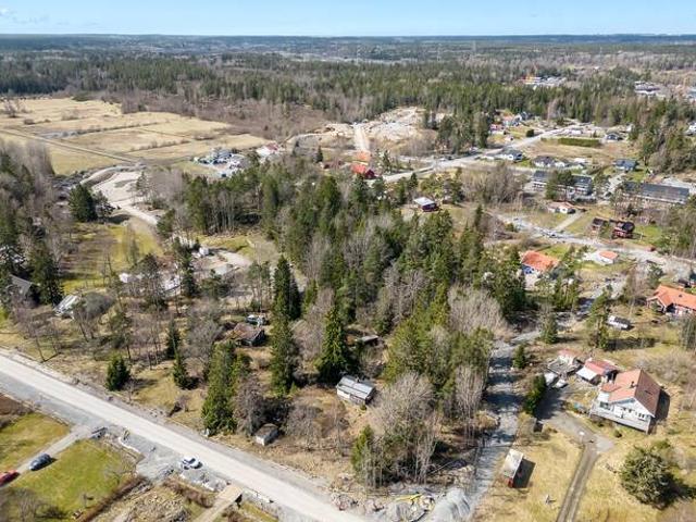 Tomt till salu i Haninge, Stockholm