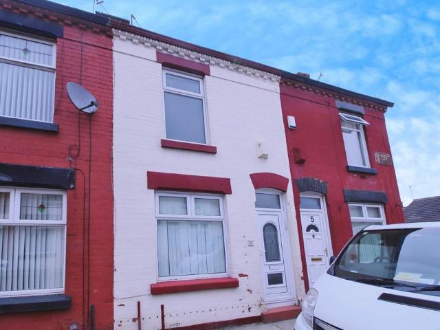 House for rent in Calderstones