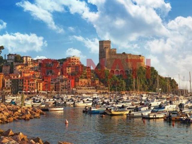 Locale Commerciale in vendita a Lerici, Liguria