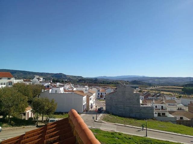 Apartamento en alquiler en Grupo Los Arbolitos, Sierra de Cádiz