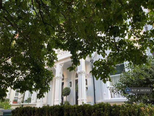 House for rent in Brook Green, Greater London
