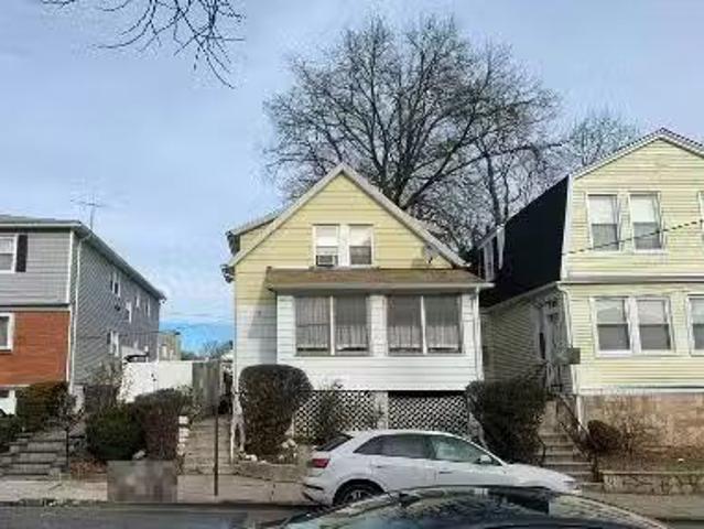 House for sale in Irvington