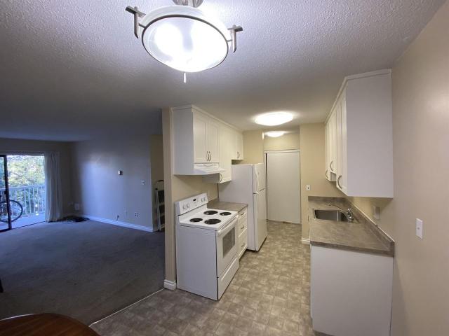 Apartment for rent in Esquimalt, British Columbia