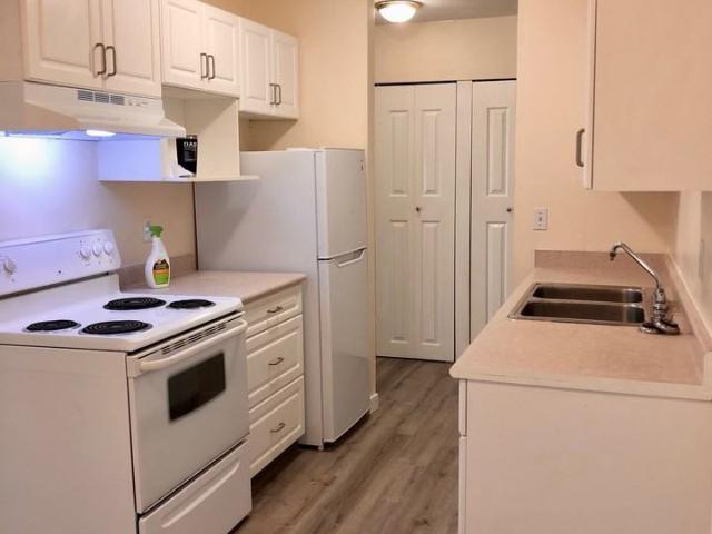 Apartment for rent in Esquimalt, British Columbia