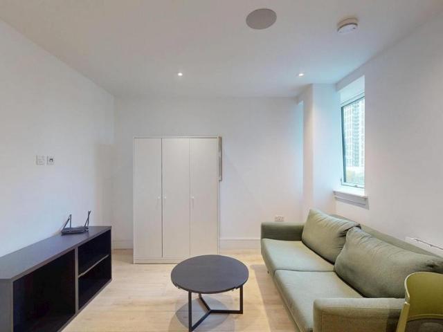 Apartment for rent in Greater London