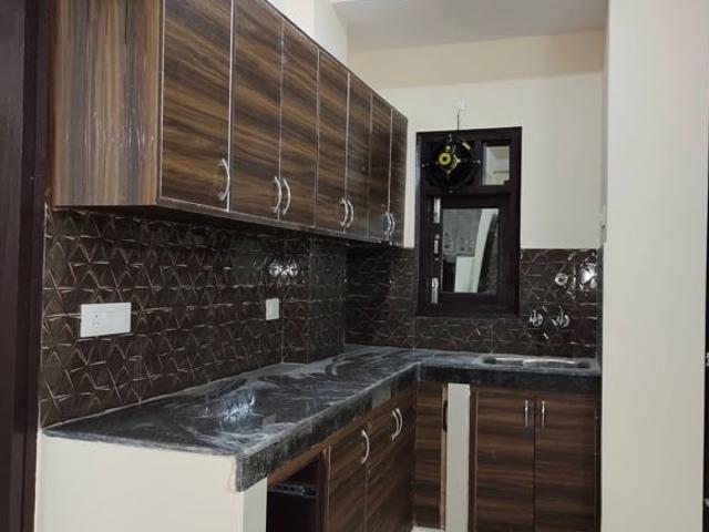 Flat for rent in Deri
