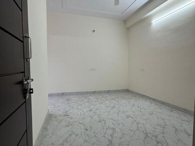 Flat for rent in Deri