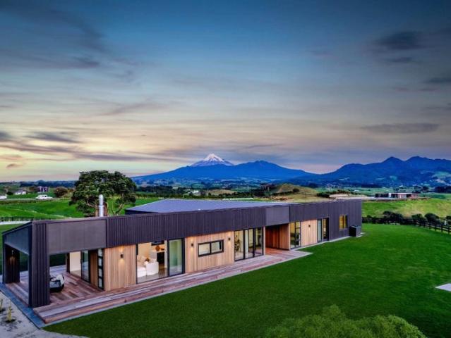 House for rent in Taranaki
