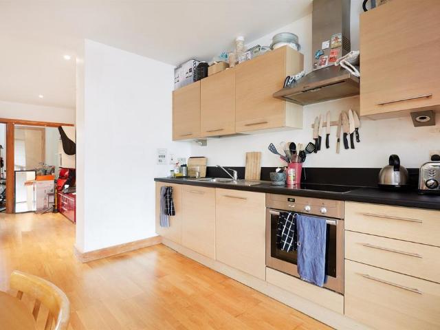 Apartment for rent in Fish Island, Greater London