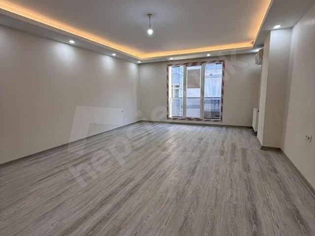 Küçükçekmece, İstanbul içerisinde satılık mülk