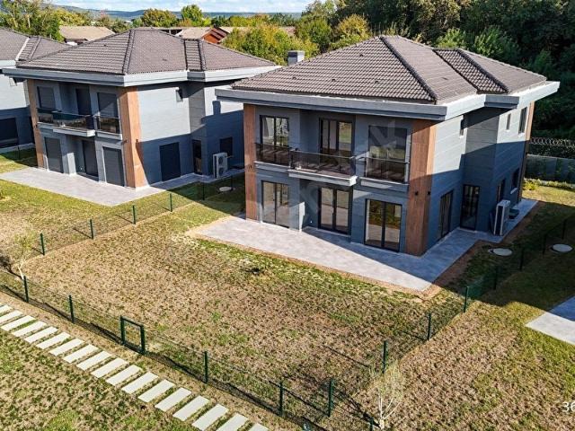Çekmeköy, İstanbul içerisinde satılık Villa