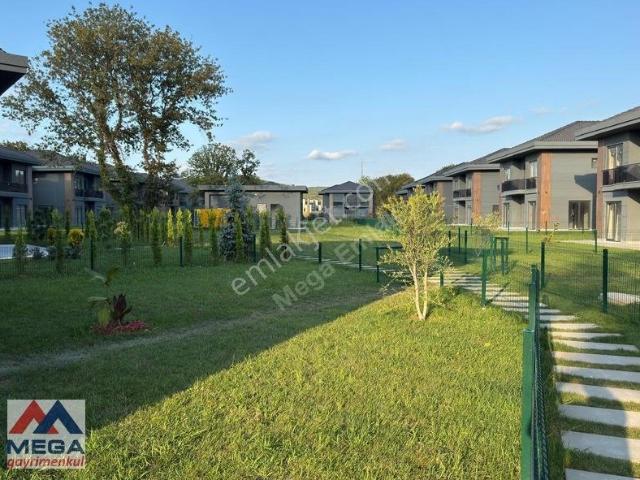 Çekmeköy, İstanbul içerisinde satılık Villa