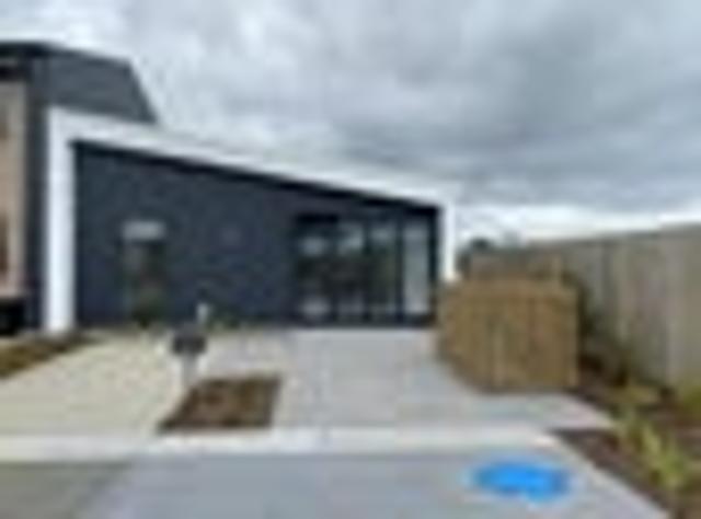 Townhouse for rent in Whakamarama, Bay Of Plenty