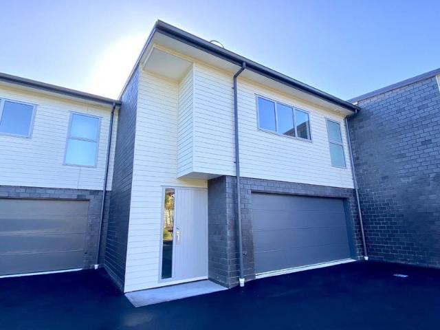 Apartment for rent in Ōmokoroa Village, Ōmokoroa