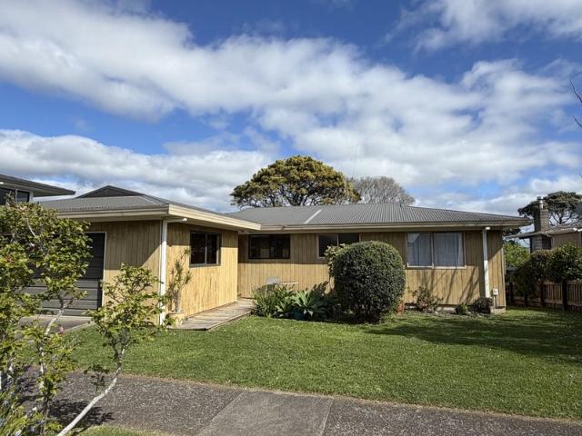 House for rent in Ōmokoroa Beach, Ōmokoroa