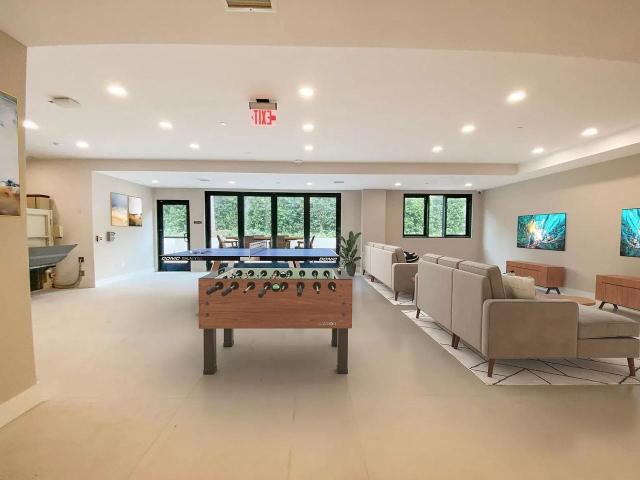 Apartment for rent in Canoga Park, California