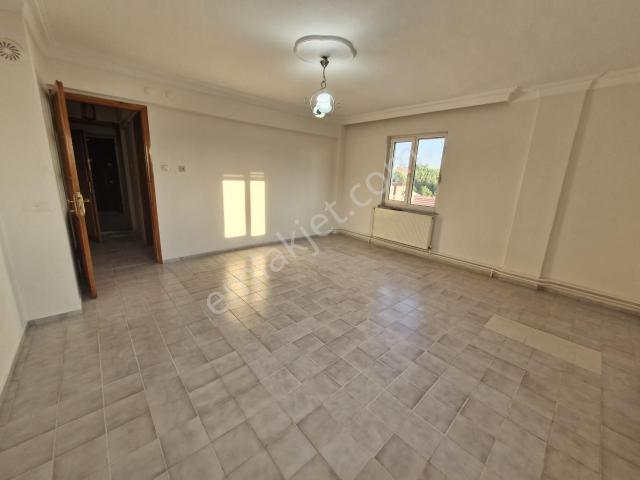 Burhaniye, Balikesir içerisinde kiralık mülk