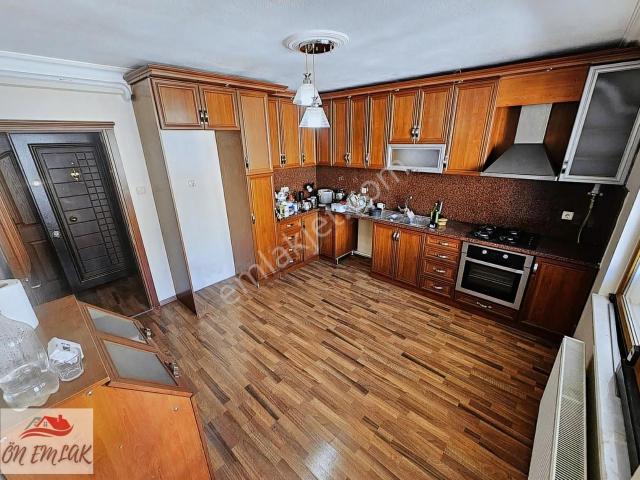 Burhaniye, Balikesir içerisinde kiralık mülk