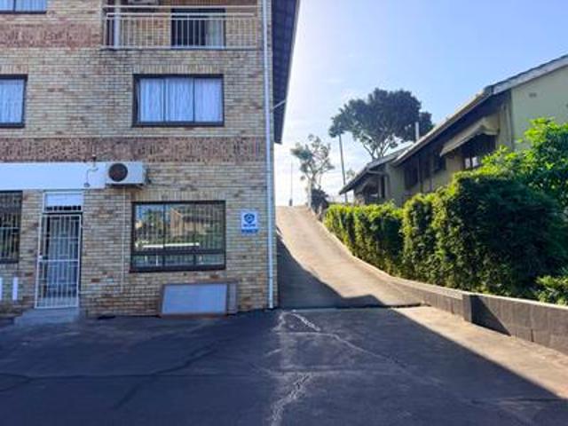 Apartment for rent in Seaview, Kwazulu-natal