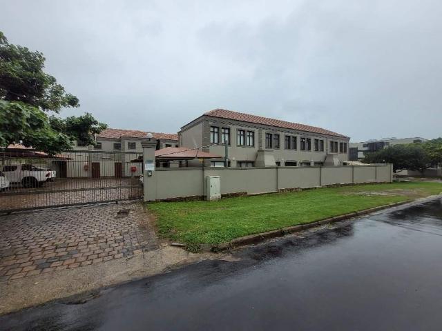 Townhouse for sale in Jeffreys Bay, Kouga Local Municipality