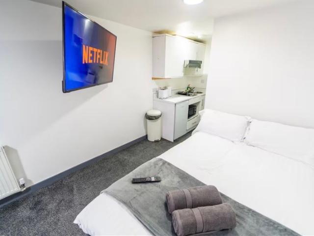 Studio for rent in Bournbrook, West Midlands