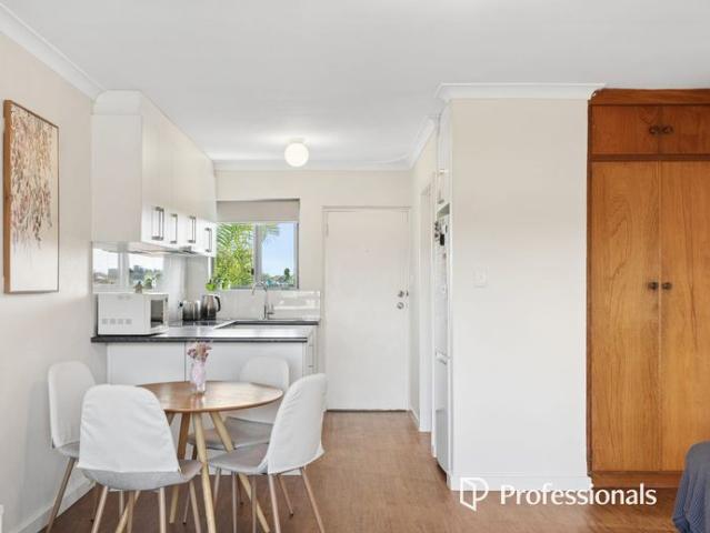 Apartment for rent in East Victoria Park, Western Australia