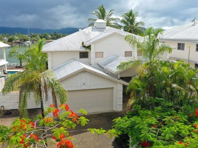 Townhouse for sale in Cardwell, Queensland
