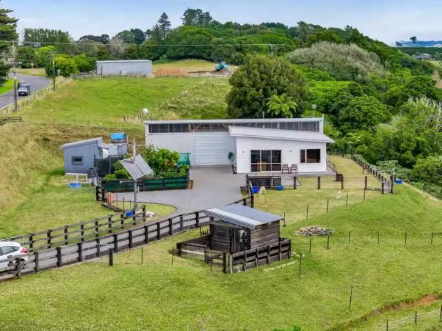 House for sale in Hillsborough, Taranaki