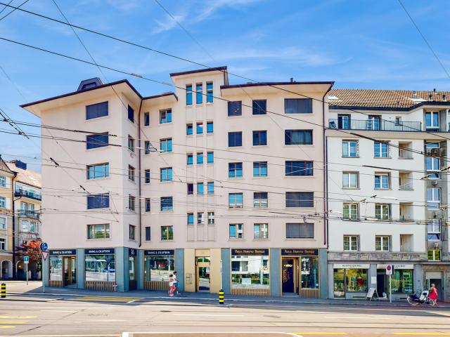 Wohnung mieten in Einigen, Zürich