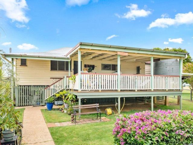 Cottage for sale in Teviotville, Queensland