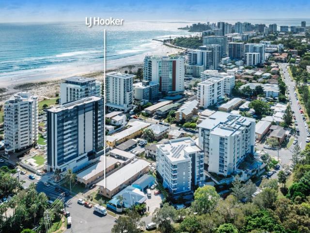 Apartment for sale in Coolangatta Apartment for sale in Coolangatta
