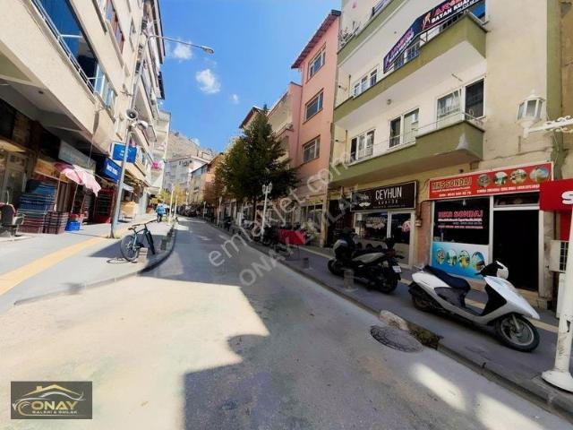Yüzevler, Yüzevler Mahallesi içerisinde satılık mülk