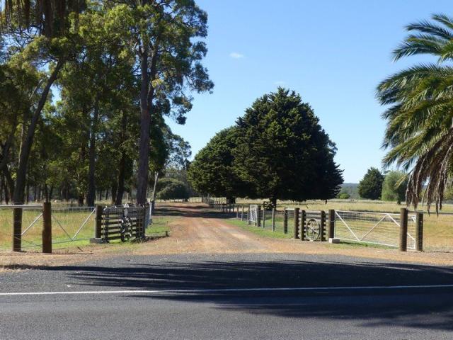 Cottage for sale in Upper Warren, Western Australia