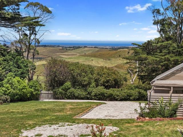 Land for sale in Glen Alvie, Victoria