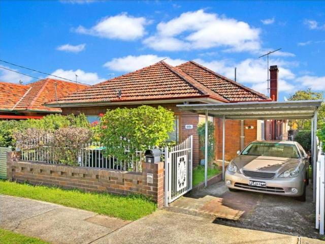 House for sale in Burwood