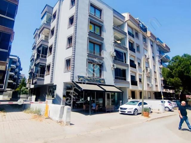 Gaziemir, İzmir içerisinde kiralık mülk