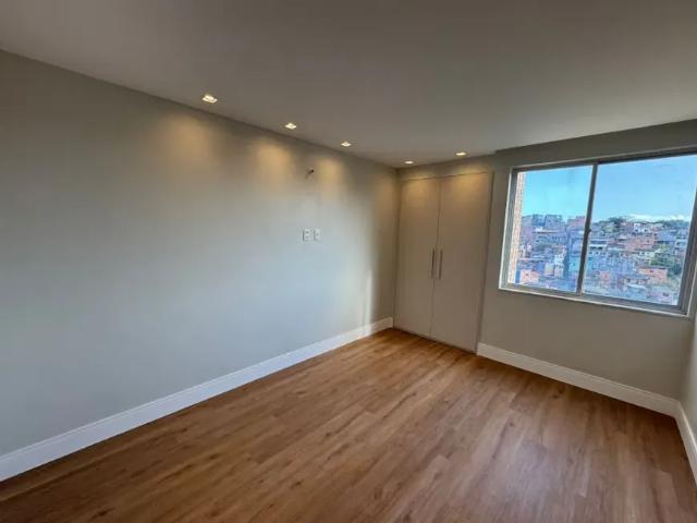 Apartamento venda em Região Geográfica Imediata de Salvador, Região Metropolitana de Salvador