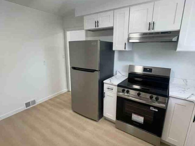 Apartment for rent in Birmingham, Michigan